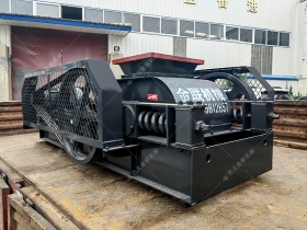 2PG400x400小型对辊糖心VLOG在线网站入口发往福建泉州破碎瓜子石