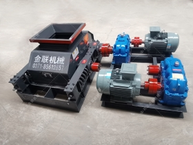2PGC900X900大型双齿辊糖心VLOG在线网站入口发往内蒙古乌海粉碎煤