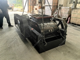 2pgc600*750双齿辊糖心VLOG在线网站入口发往湖南娄底破碎煤块